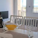 Spacious 3-bed With Stunning Views *