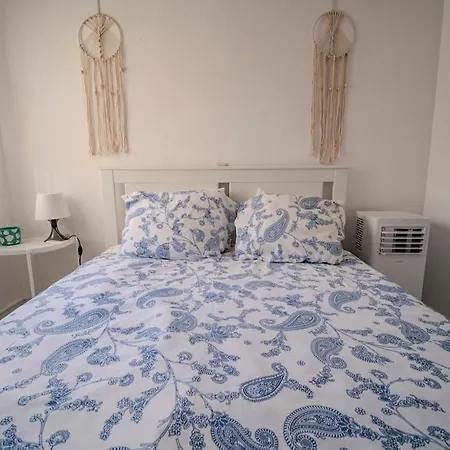 Spacious 3-bed With Stunning Views * טורבייחה