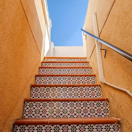 Spacious 3-bed With Stunning Views Daire Torrevieja