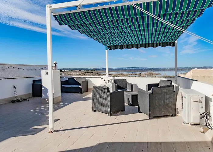 Spacious 3-bed With Stunning Views * Torrevieja