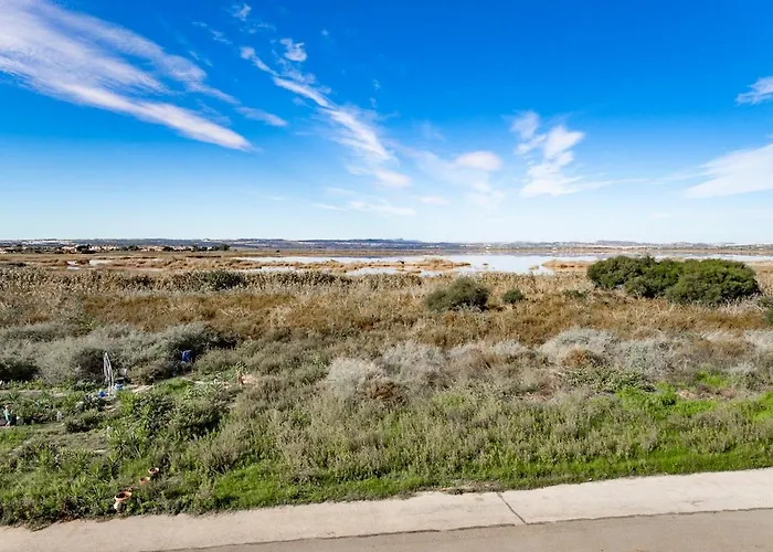 Spacious 3-bed With Stunning Views Torrevieja