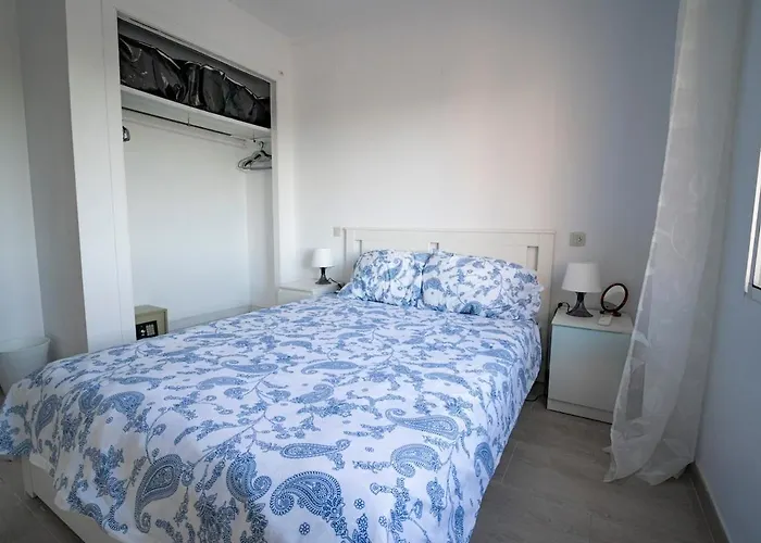 Spacious 3-bed With Stunning Views Apartment