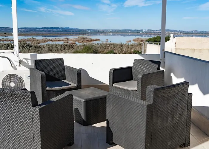 Spacious 3-bed With Stunning Views * Torrevieja